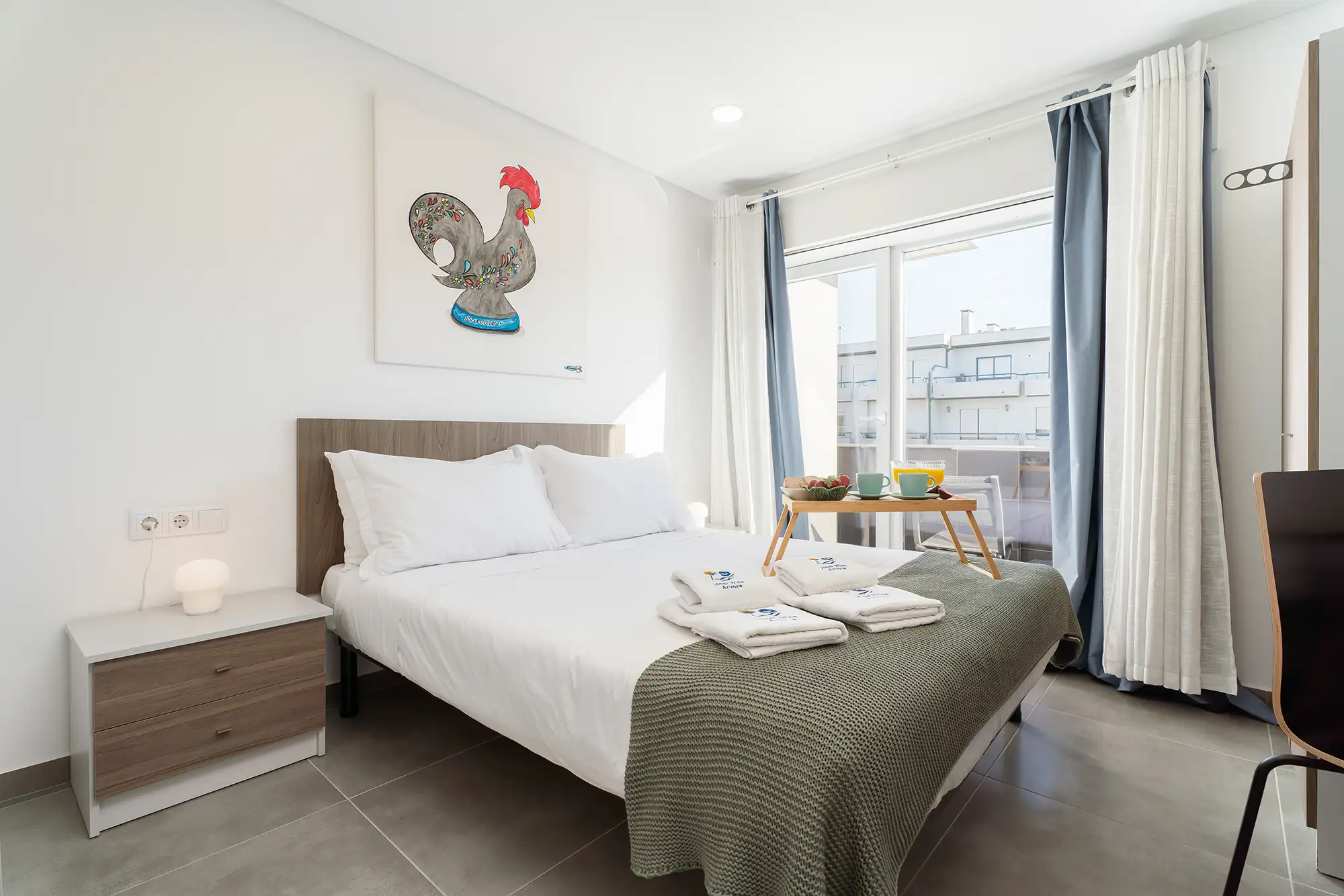 Room at Host Wise Árvore hostel in Vila do Conde, near Azurara Beach